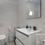 Vala * Ližnjan