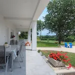Vala Apartman *