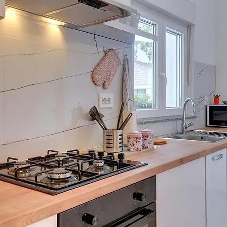 Apartament Vala
