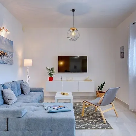 Vala Apartament Ližnjan