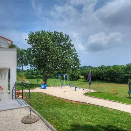 Apartament Vala